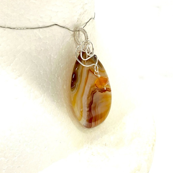HANDMADE Stone Hand Wrapped Pendant - Picture 4 of 10